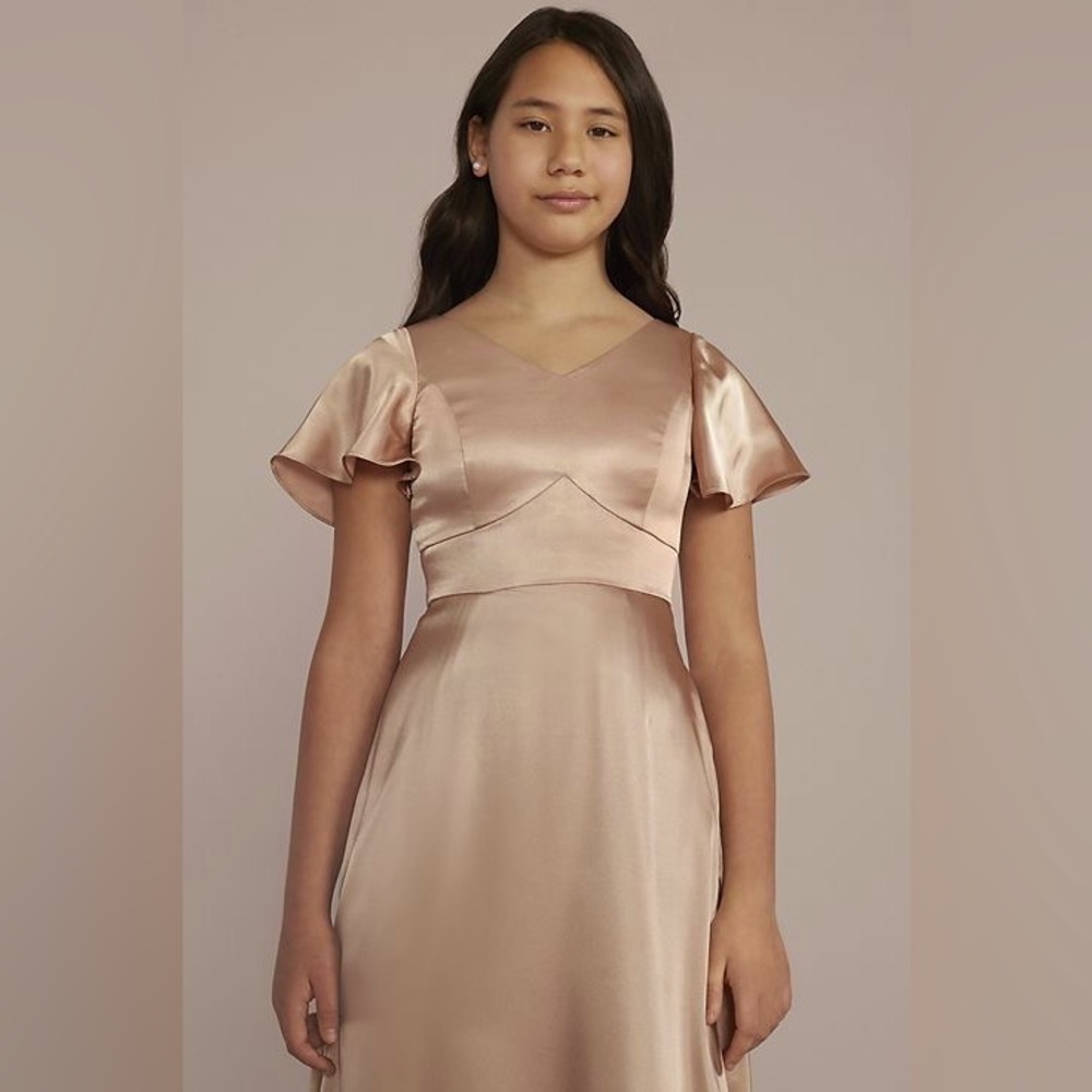 David’s bridal Galina Signature flutter sleeve junior bridesmaid dress sand 14